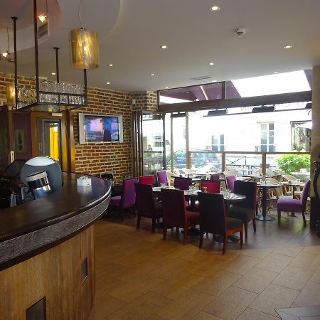 Au Limousin Hotel ลูวาลัวเปแรต์ ภายนอก รูปภาพ