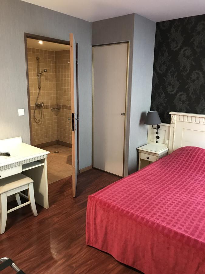 Au Limousin Hotel ลูวาลัวเปแรต์ ภายนอก รูปภาพ